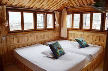 Fenghuang Post House Hotel Buitenkant foto